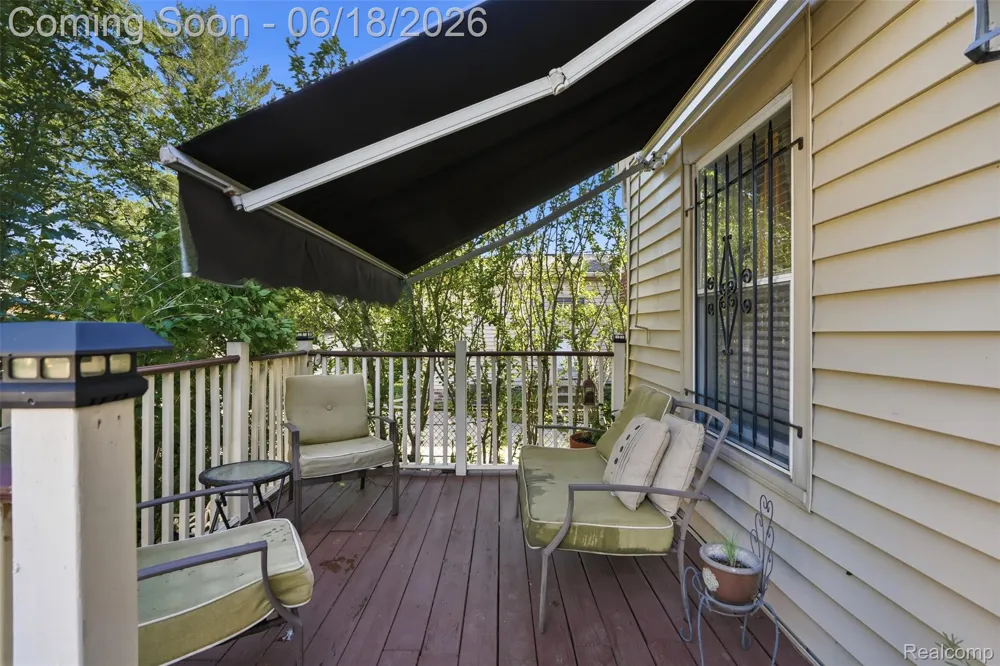 435 Melborn Street Dearborn City, MI 48128