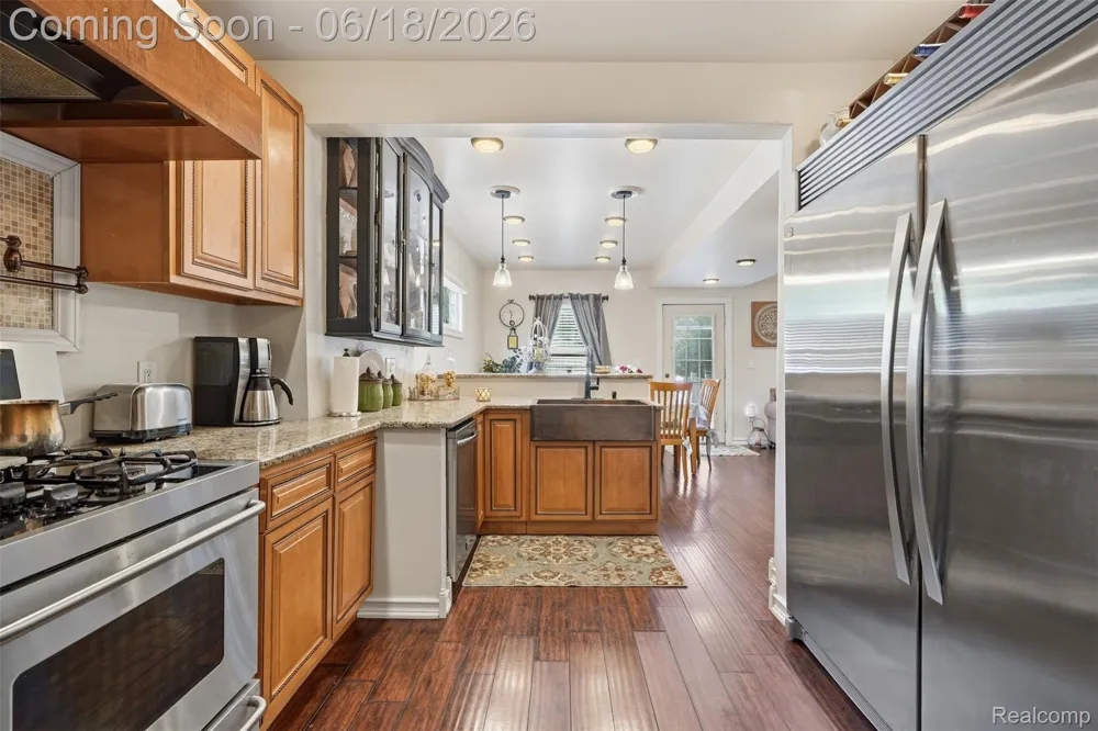435 Melborn Street Dearborn City, MI 48128