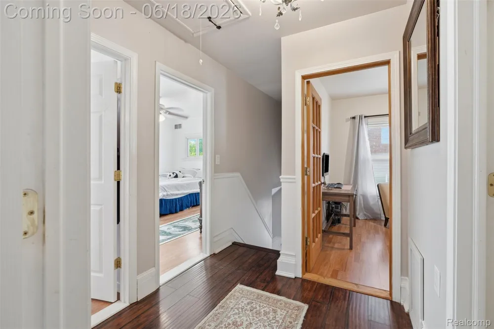 435 Melborn Street Dearborn City, MI 48128