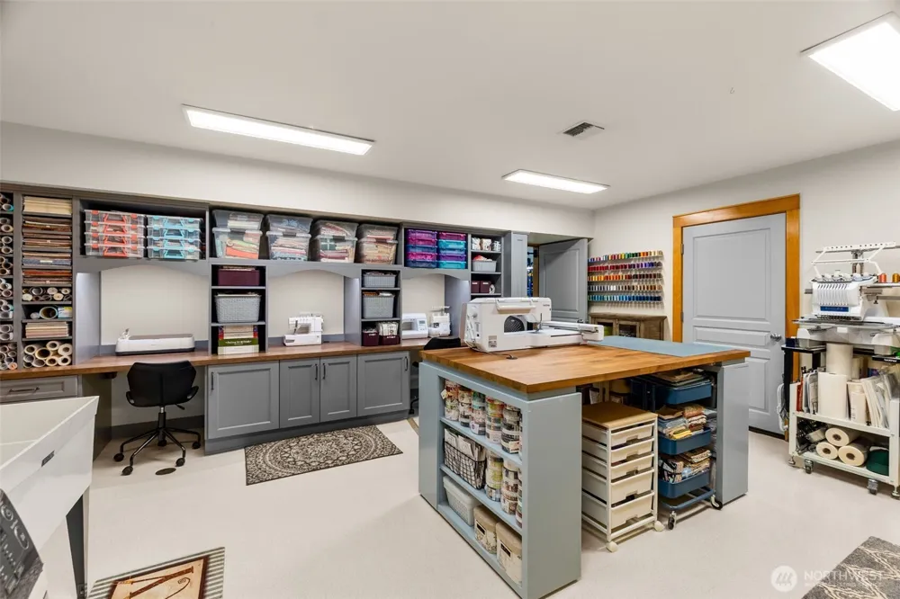 11500 Weisenberger Road SE Rainier, WA 98576