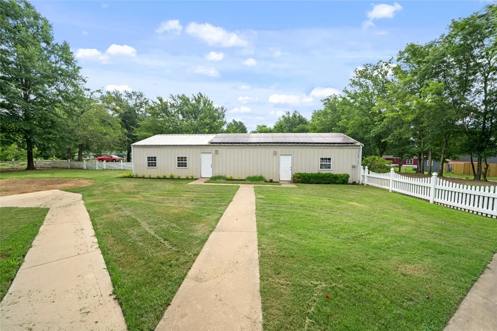 14226 County Road 434 Lindale, TX 75771