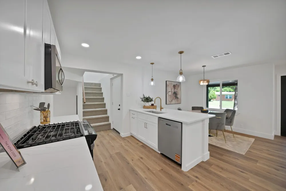 2926 Hillglenn Road Dallas, TX 75228