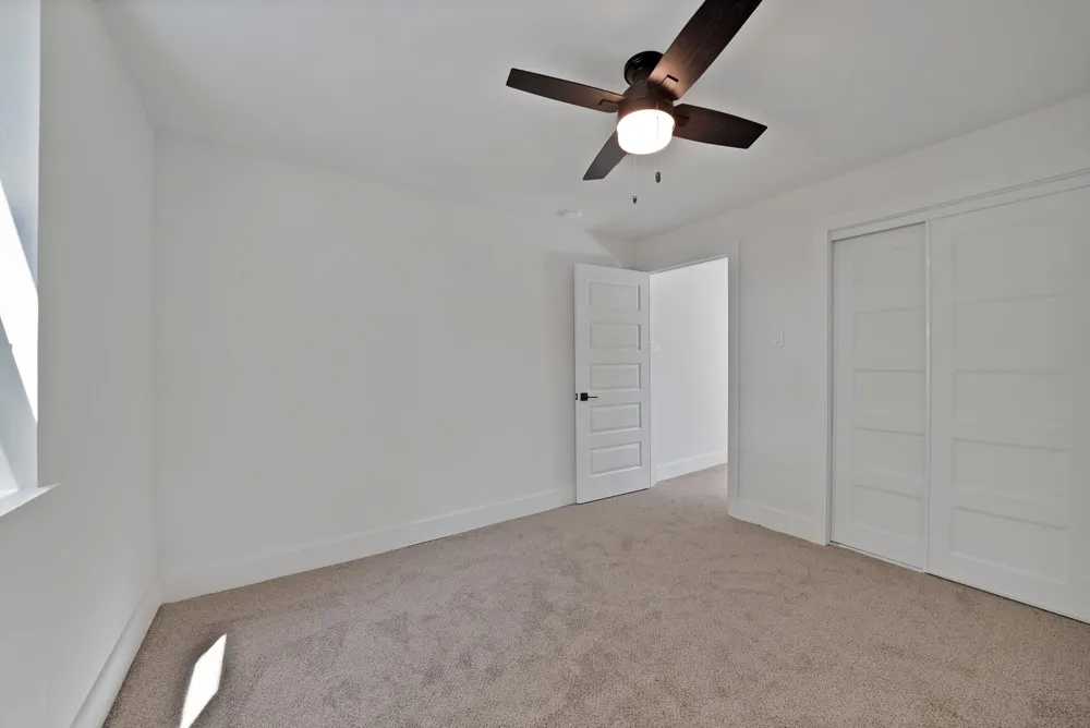 2926 Hillglenn Road Dallas, TX 75228