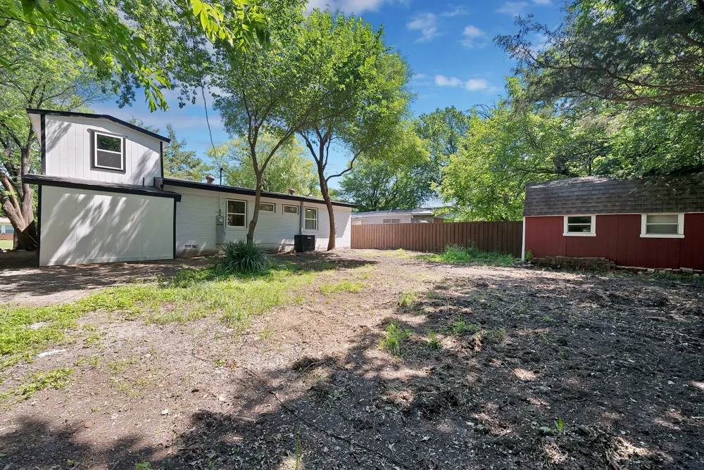 2926 Hillglenn Road Dallas, TX 75228