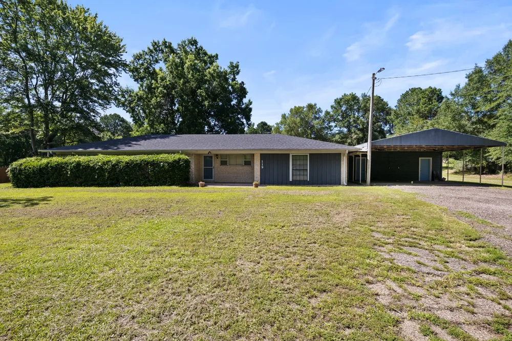 119 Billy Daniels Mt Pleasant, TX 75455