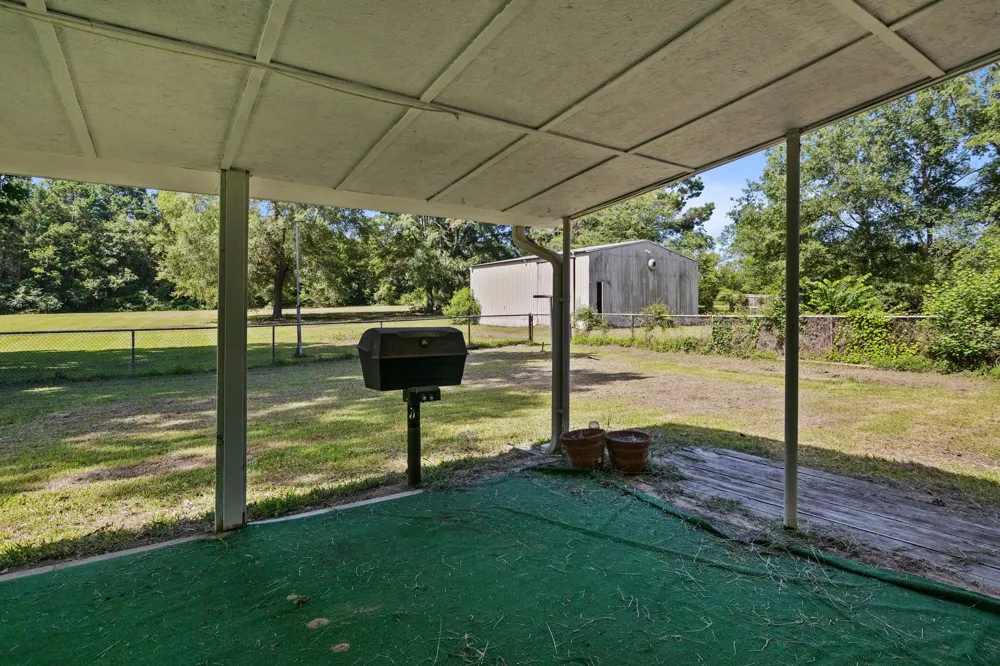 119 Billy Daniels Mt Pleasant, TX 75455