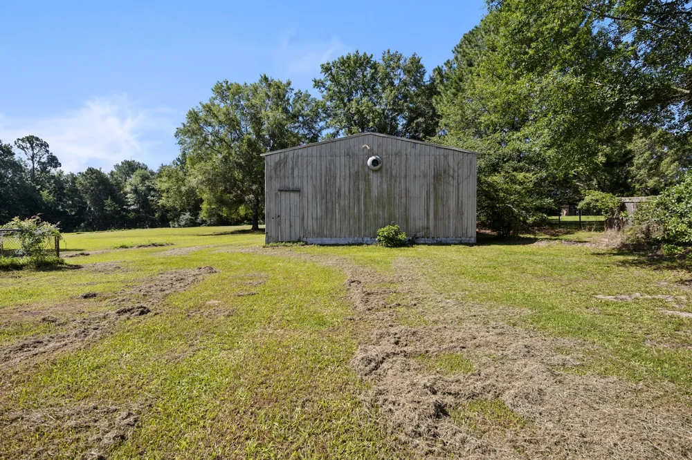 119 Billy Daniels Mt Pleasant, TX 75455