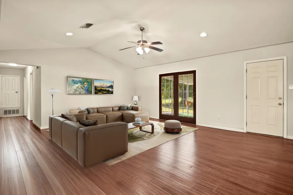 119 Billy Daniels Mt Pleasant, TX 75455