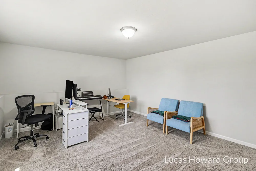 1678 Harper Grove Lane Vicksburg, MI 49097