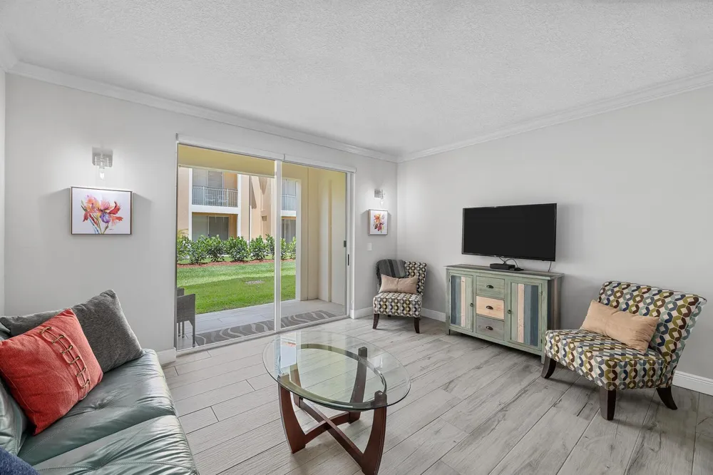 11775 St Andrews Place #103 Wellington, FL 33414