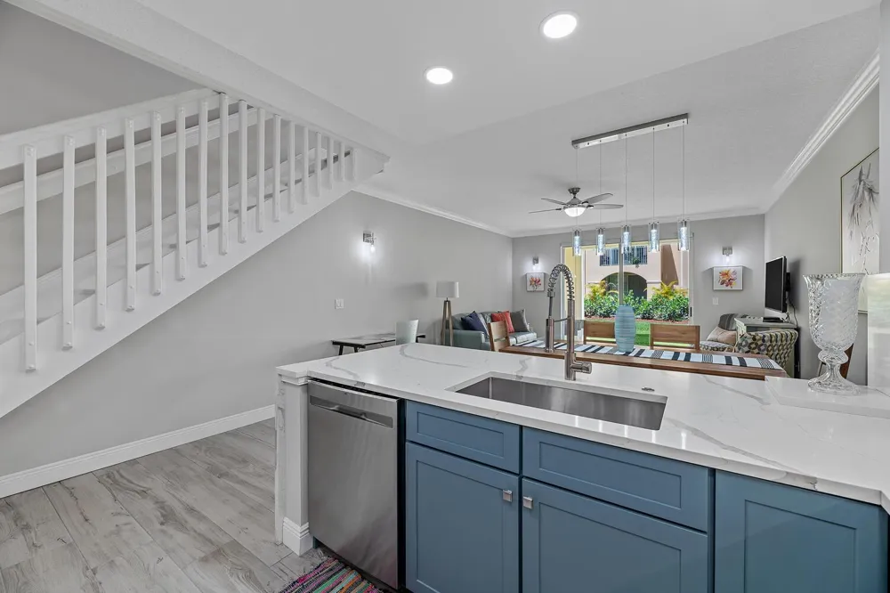11775 St Andrews Place #103 Wellington, FL 33414