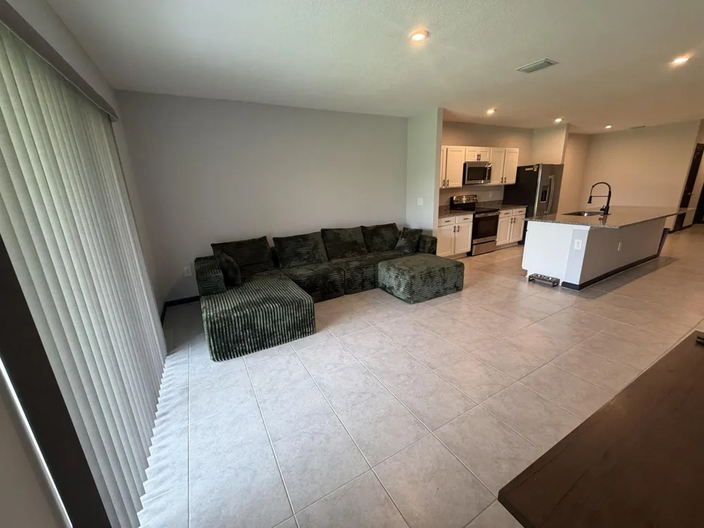 845 Persimmon Place Fort Pierce, FL 34981