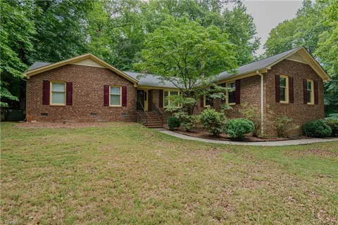 2603 Crescent Hill Drive