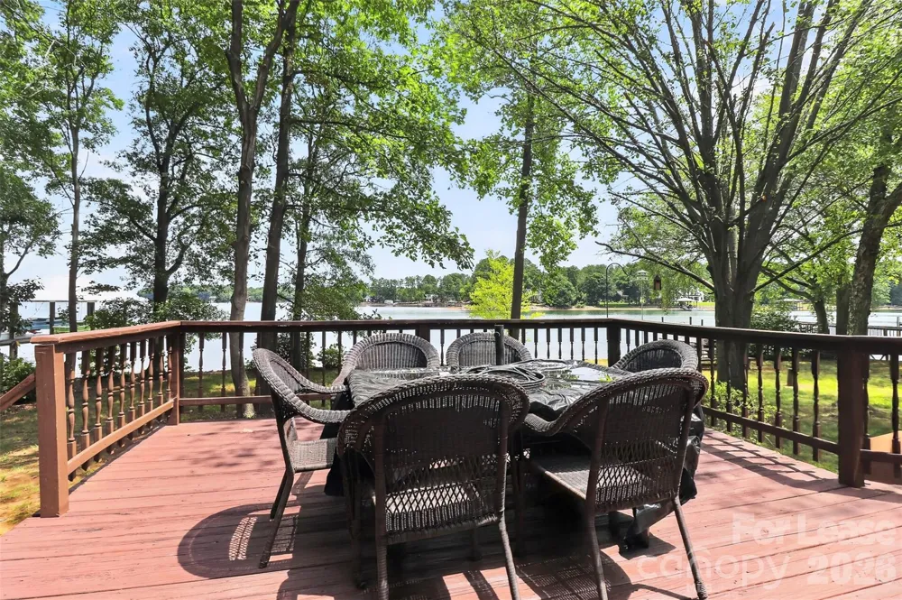 120 Stepaside Lane Mooresville, NC 28117
