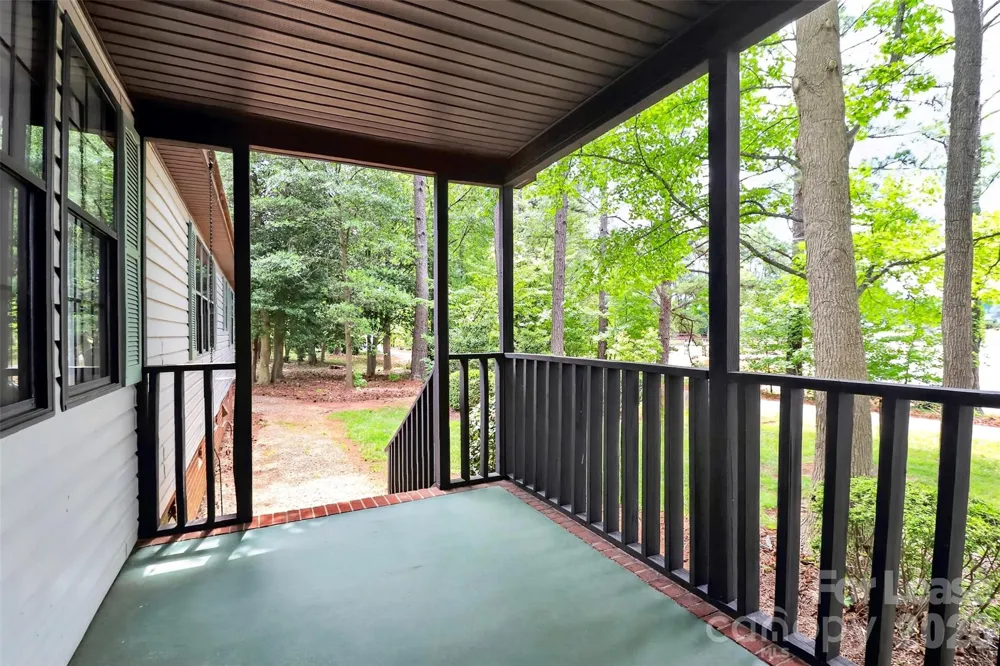 120 Stepaside Lane Mooresville, NC 28117