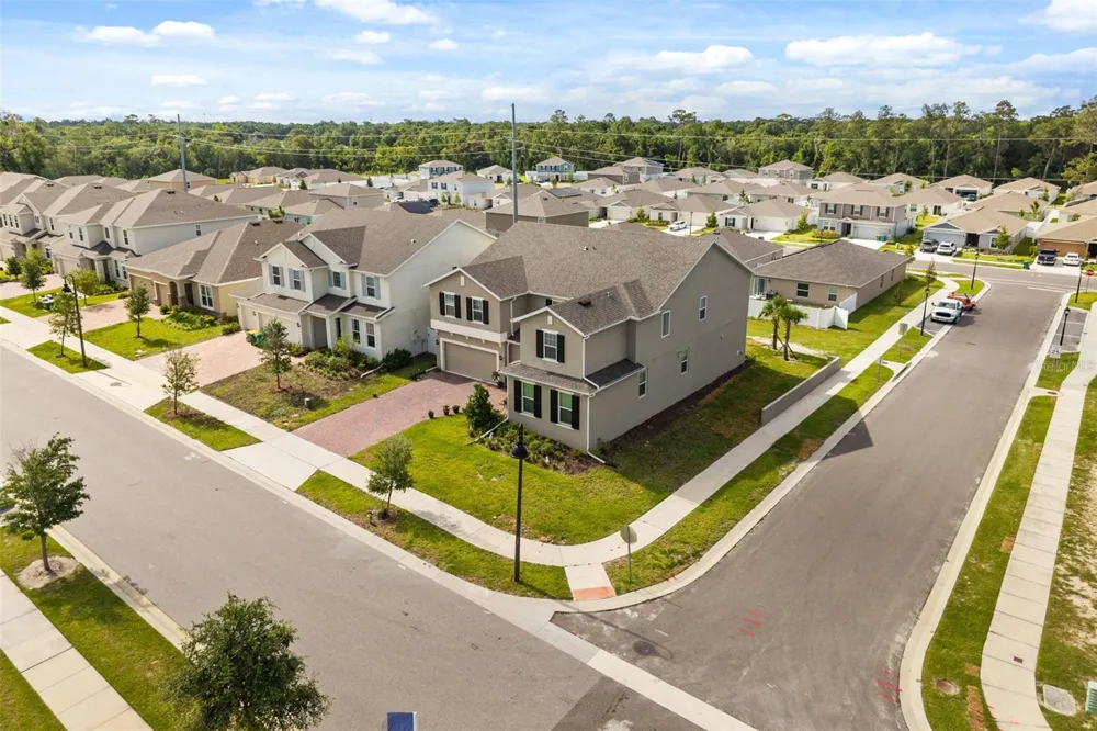 1299 WOODLINE DR Deland, FL 32720