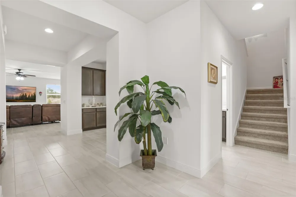 1299 WOODLINE DR Deland, FL 32720