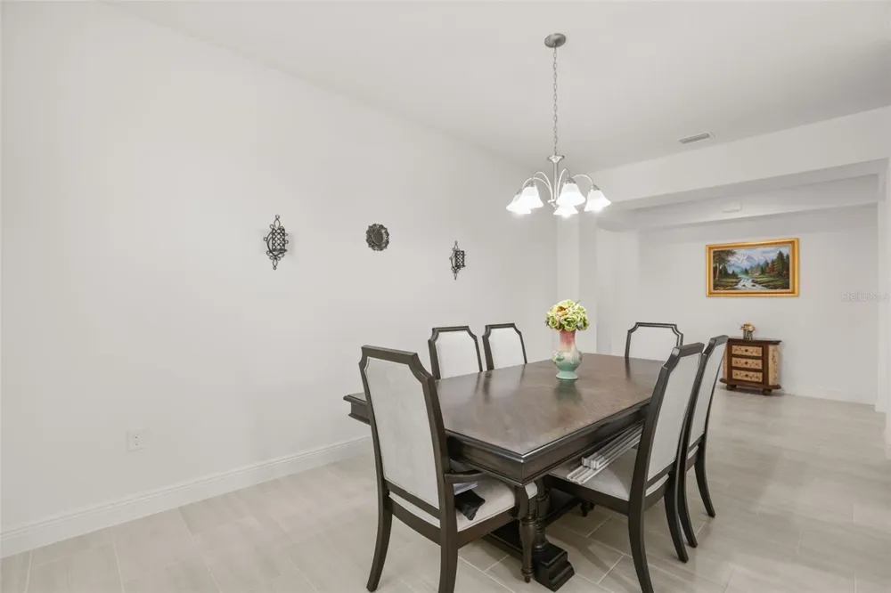 1299 WOODLINE DR Deland, FL 32720