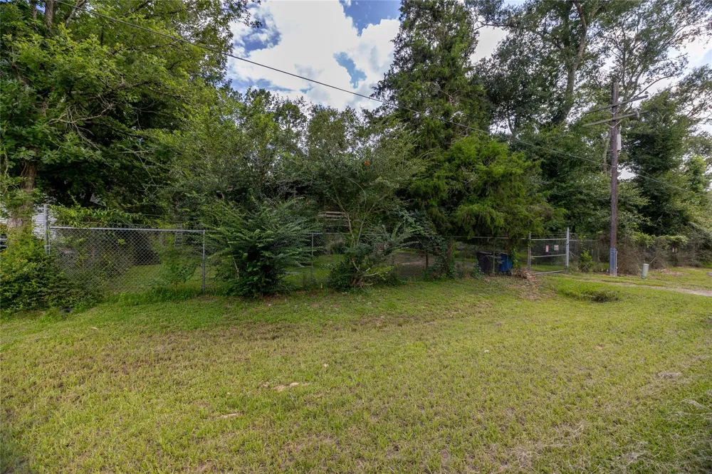 25210 Hemlock Lane Cleveland, TX 77328