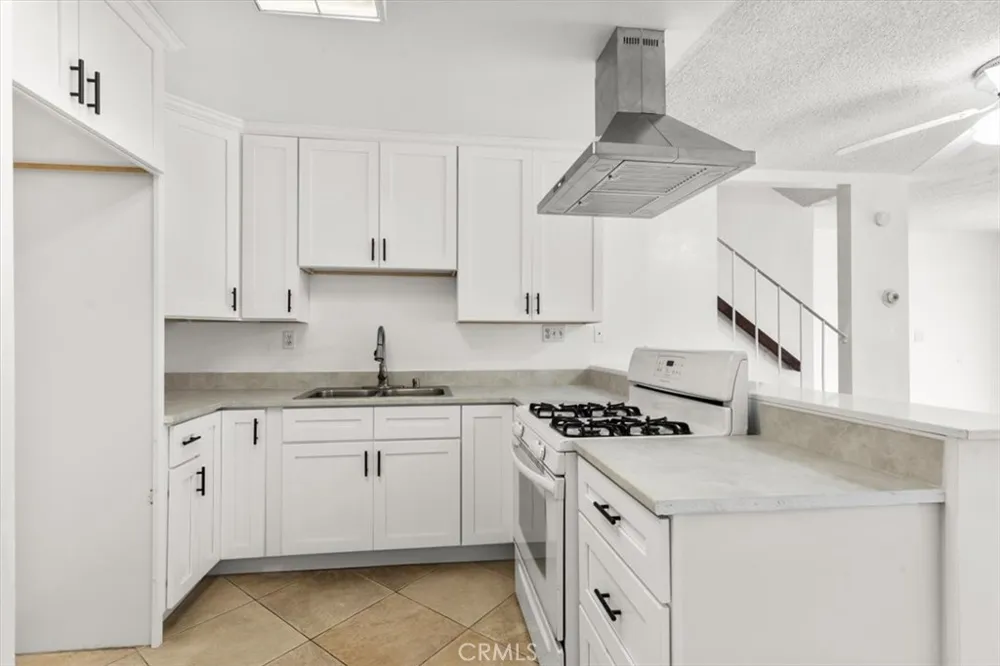 7033 Stewart and Gray Road #24 Downey, CA 90240