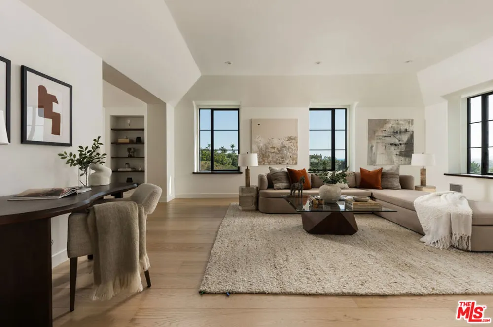 1925 Jelinda Drive Montecito, CA 93108
