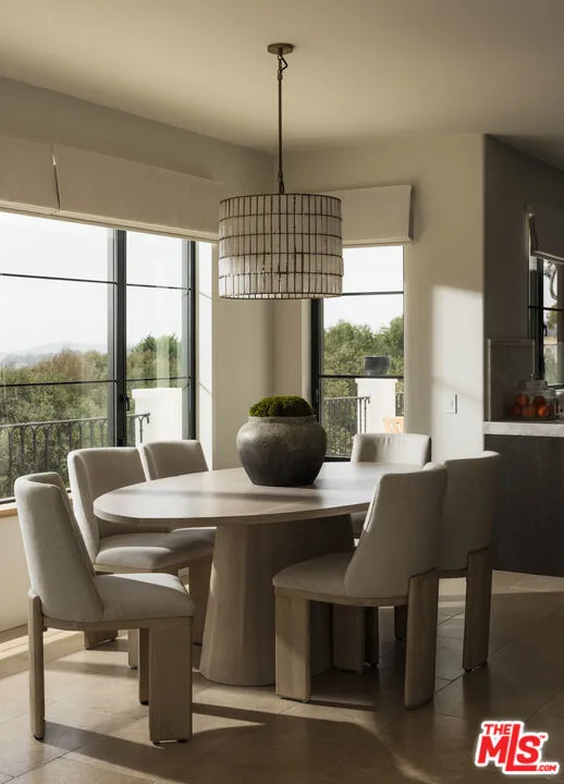 1925 Jelinda Drive Montecito, CA 93108