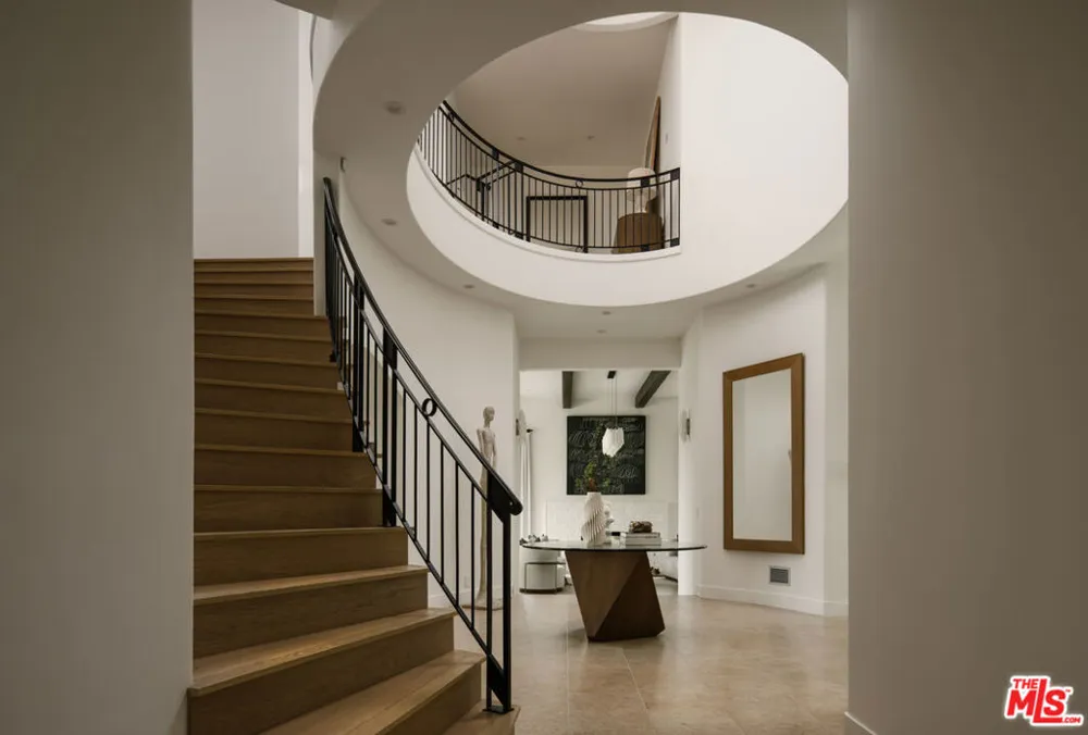 1925 Jelinda Drive Montecito, CA 93108