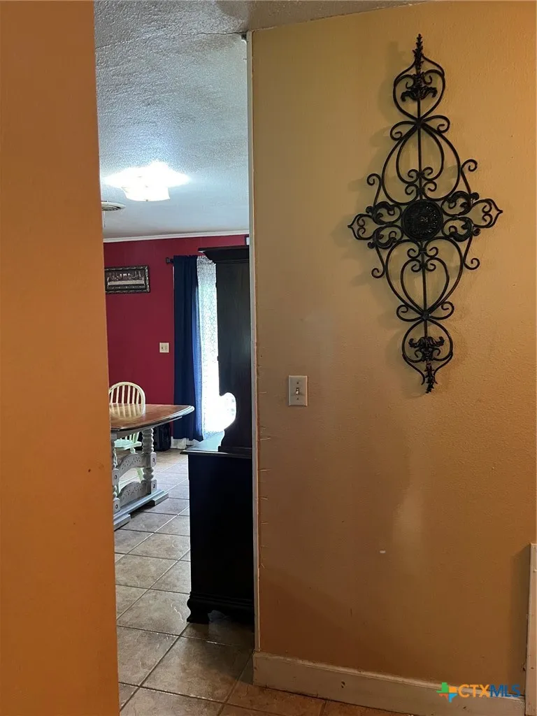 501 S 6th Street Lometa, TX 76853