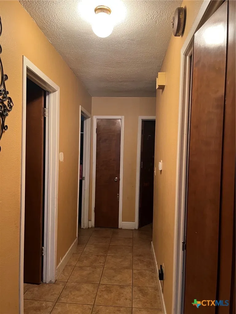 501 S 6th Street Lometa, TX 76853