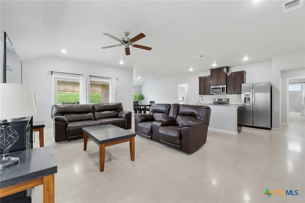 1645 Dryden Avenue Copperas Cove, TX 76522