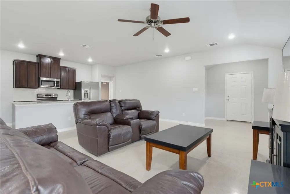 1645 Dryden Avenue Copperas Cove, TX 76522