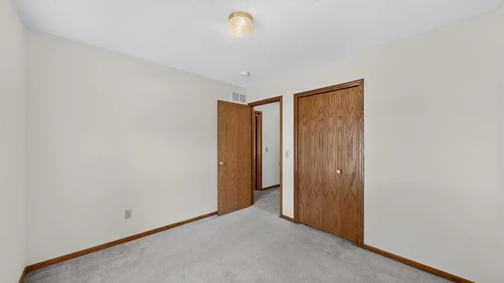 919 Sycamore Street Lake City, MN 55041