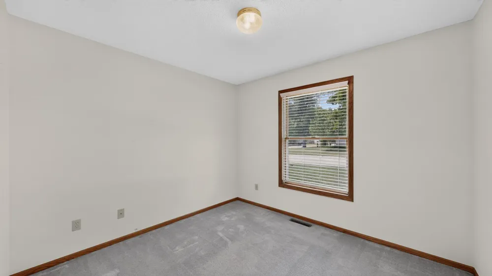 919 Sycamore Street Lake City, MN 55041