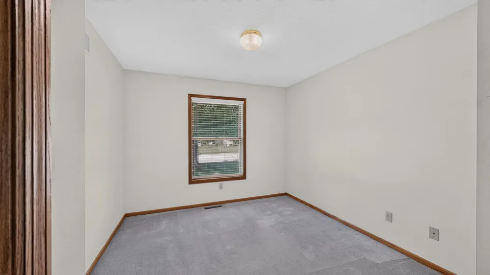 919 Sycamore Street Lake City, MN 55041