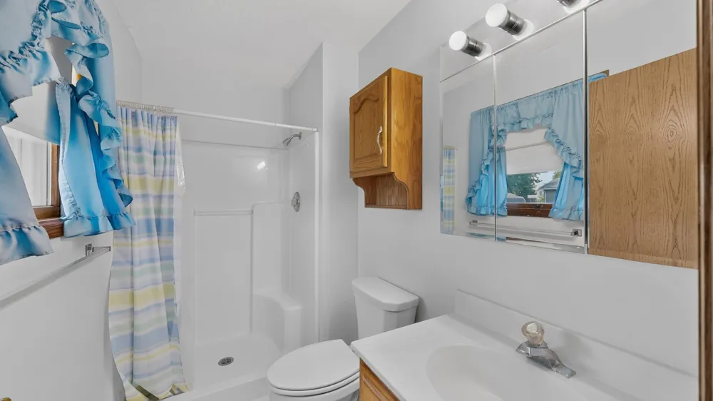 919 Sycamore Street Lake City, MN 55041