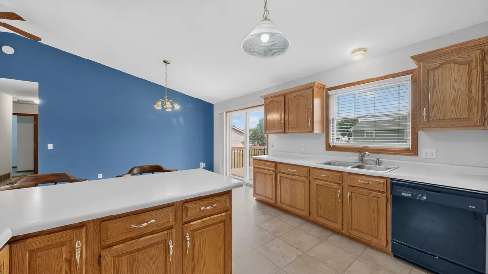 919 Sycamore Street Lake City, MN 55041