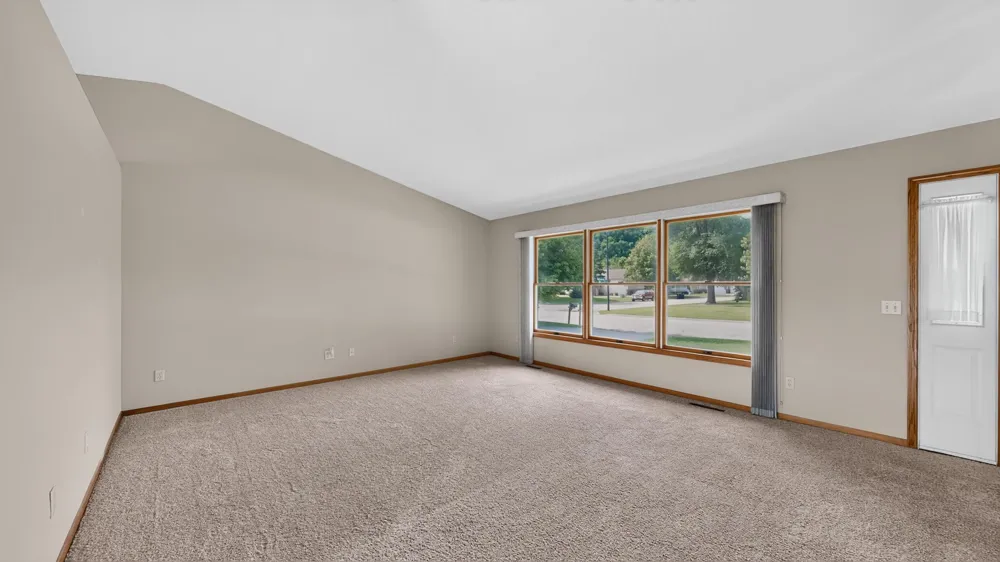 919 Sycamore Street Lake City, MN 55041