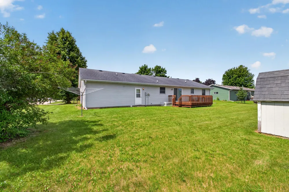 919 Sycamore Street Lake City, MN 55041