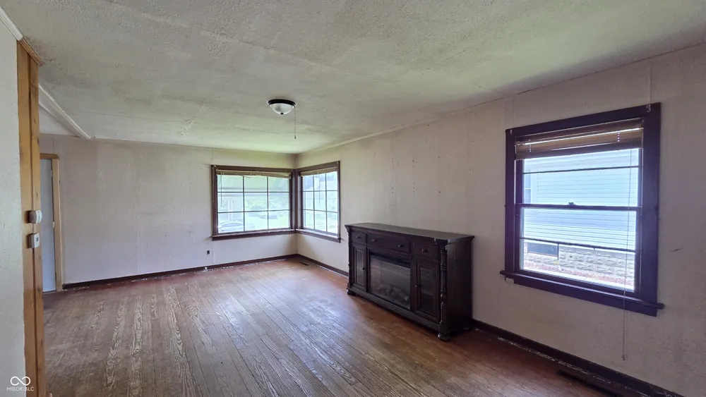 1329 S 5th Street Richmond, IN 47374