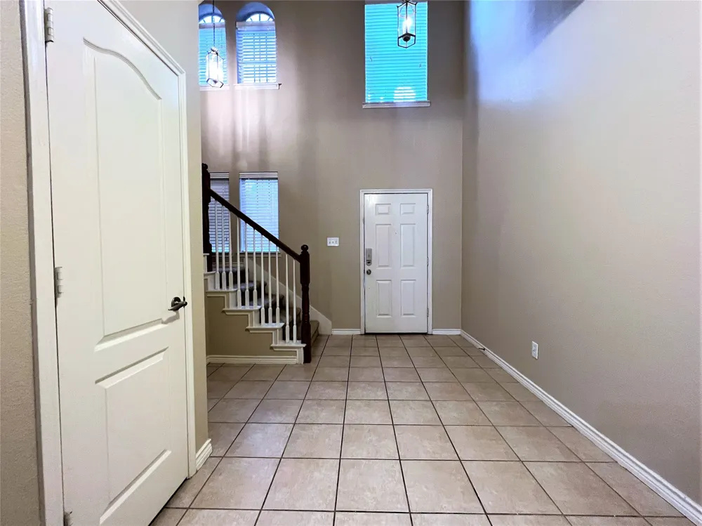 1149 King George Lane Savannah, TX 76227