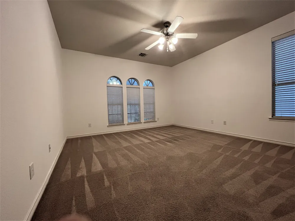1149 King George Lane Savannah, TX 76227