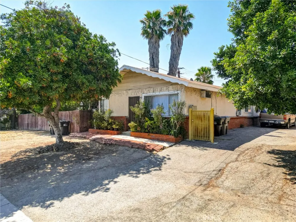 7th Corona, CA 92879