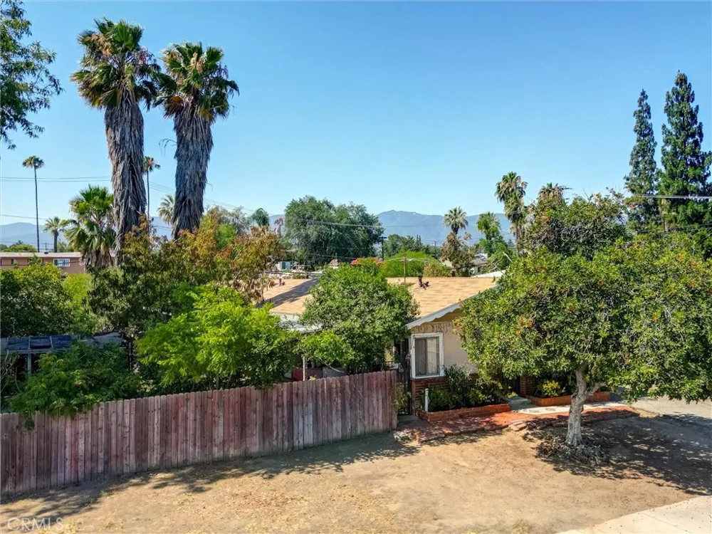 7th Corona, CA 92879