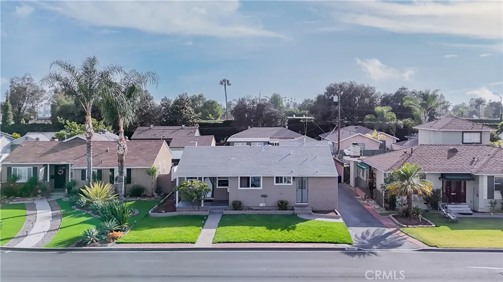 8030 Blandwood Downey, CA 90240