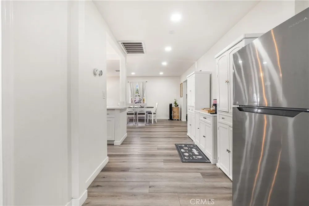 8030 Blandwood Downey, CA 90240