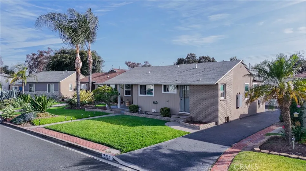 8030 Blandwood Downey, CA 90240