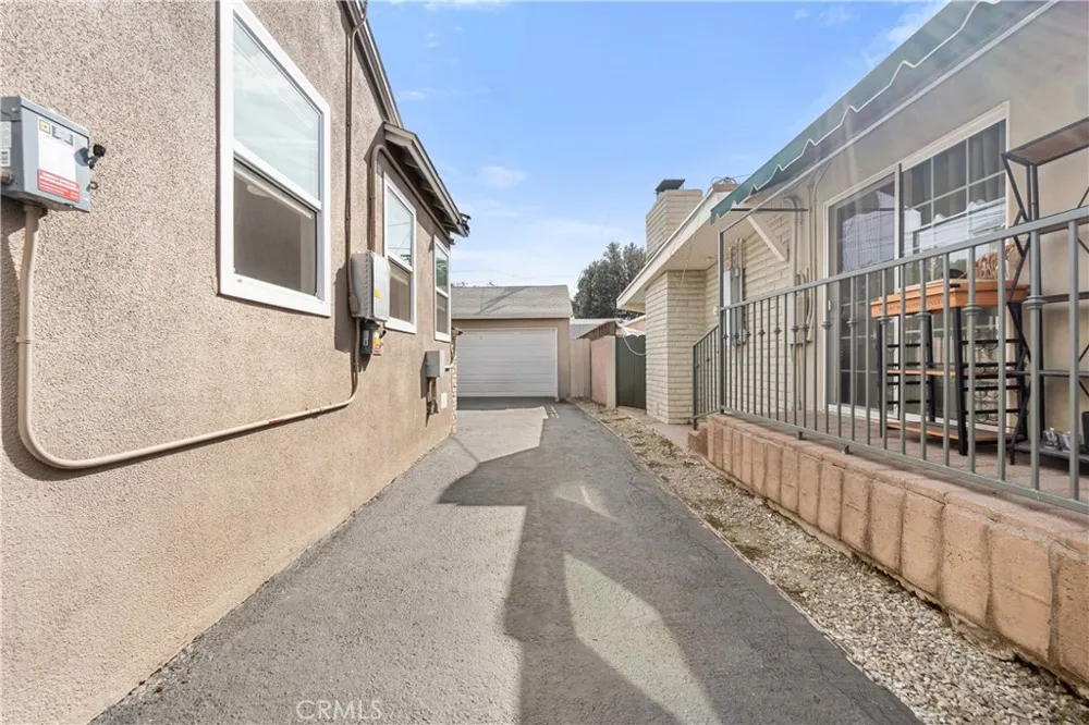 8030 Blandwood Downey, CA 90240