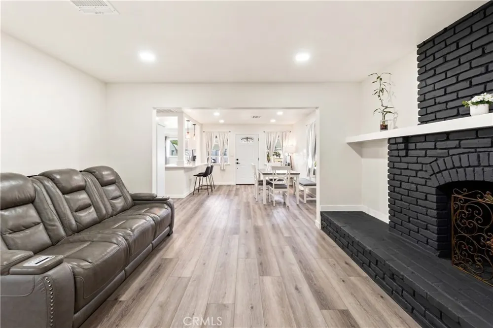 8030 Blandwood Downey, CA 90240
