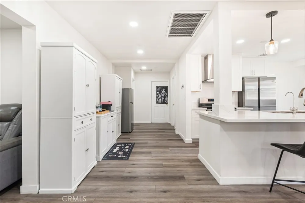 8030 Blandwood Downey, CA 90240