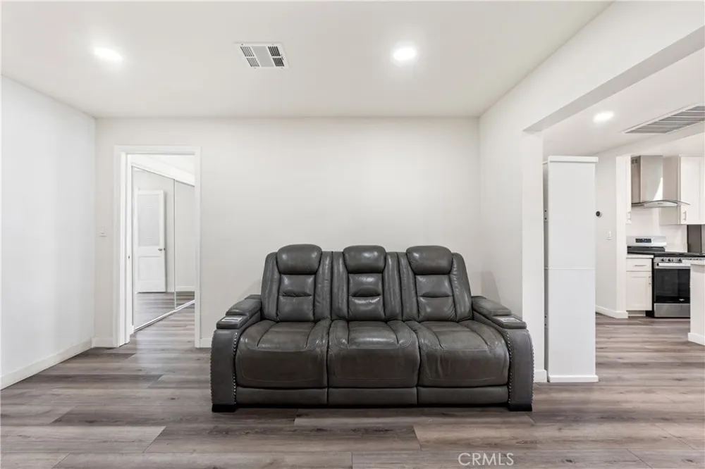 8030 Blandwood Downey, CA 90240